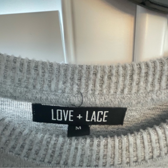 Gray Crew Neck Sweater with Cityscape Graphic - Picture 3 of 4